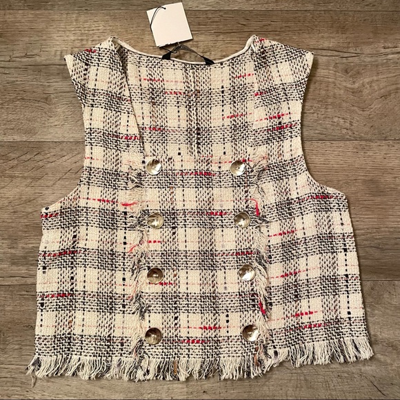 NWT Zara tweed top with buttons - Picture 4 of 9